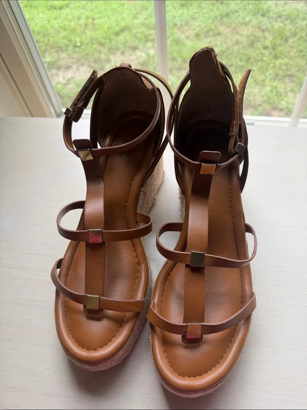 Franco Sarto Tan Wedge Sandals Women’s Size 9 Ankle Strap Velcro Closure